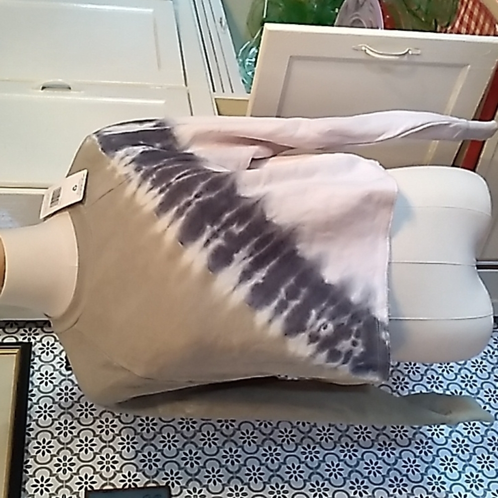 Wild Skye small cropped tie dye olive nwt